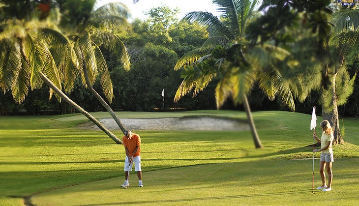  Club Med La Pointe aux Canonniers, 