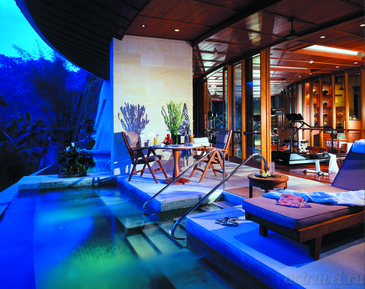 Spa Whirpool.  Four Seasons Resort Bali at Sayan