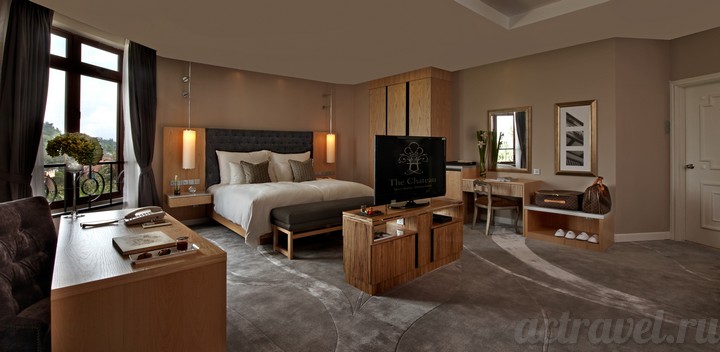   Premier Room   the Chateau Spa and Organic Wellness Resort, 