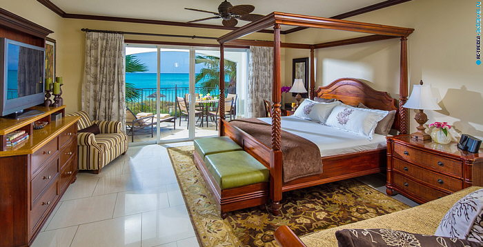  Italian Oceanfront Concierge Family Suite with Kids Room  Beaches Turks & Caicos