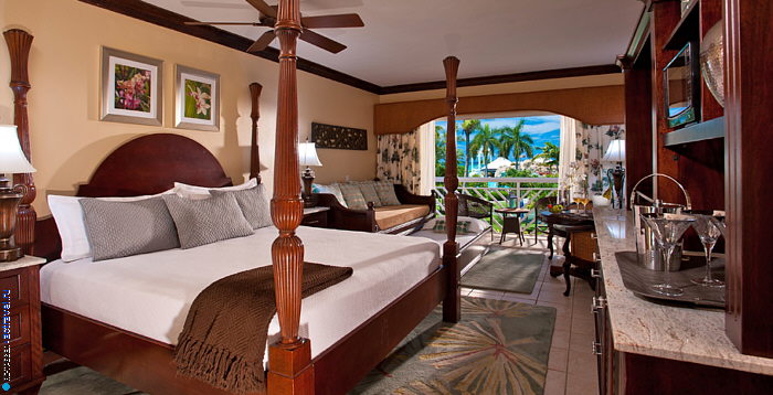  Caribbean Honeymoon Luxury Concierge Suite  Beaches Turks & Caicos