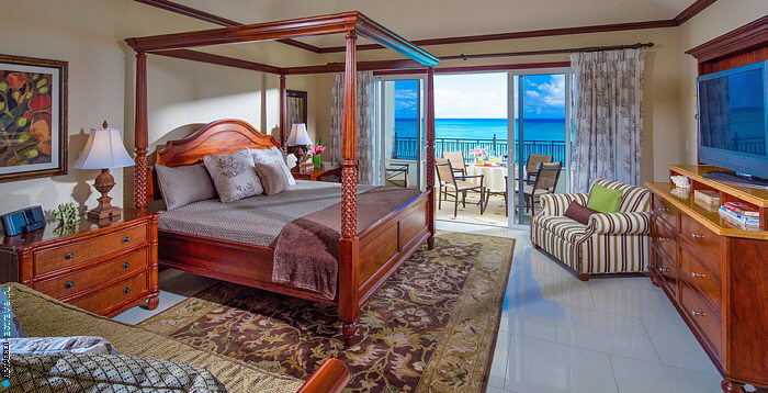  Italian Oceanfront Penthouse Concierge Family Suite with Kids Room  Beaches Turks & Caicos