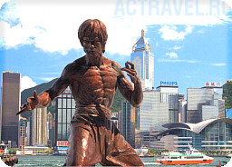 Статуя Брюся Ли в Гонконге