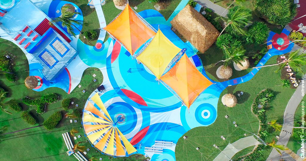 Creactive от Cirque du Soleil в городке Club Med Punta Cana
