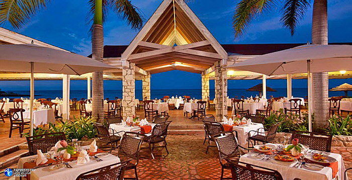  Pineapple Beach Club Antigua