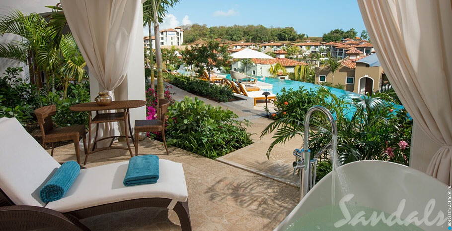  South Seas Honeymoon Poolside Hideaway Walkout Junior Suite with Patio Tranquility Soaking Tub   Sandals Grenada