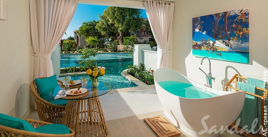  Crystal Lagoon Swim-up One-Bedroom Butler Suite with Patio Tranquility Soaking Tub   Sandals Montego Bay