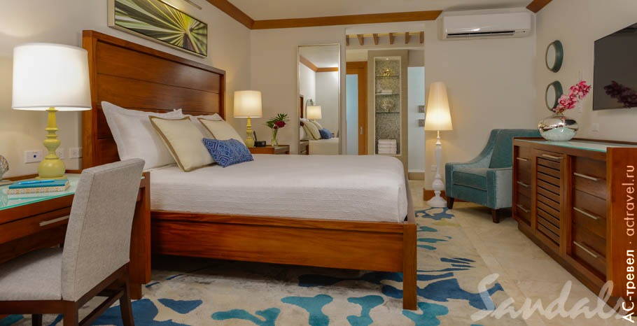  Caribbean Luxury Honeymoon Room   Sandals Negril