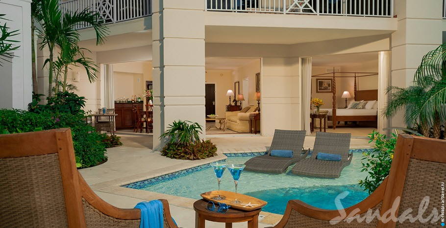  Windsor Honeymoon Hideaway Swim Up Crystal Lagoon Zen One Bedroom Butler Suite   Sandals Royal Bahamian