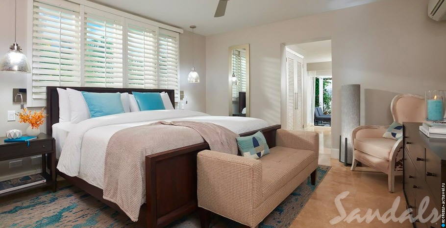  Royal English One Bedroom Walkout Butler Villa Suite with Patio Tranquility Soaking Tub   Sandals Royal Bahamian